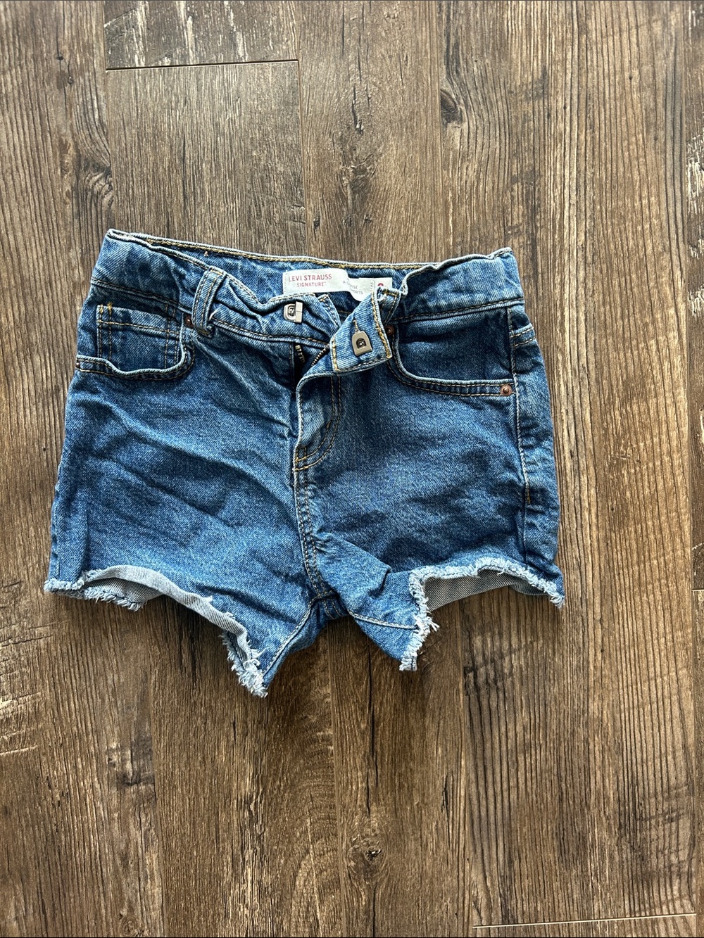 Levi's Dark Blue Denim Frayed Hem girls Shorts